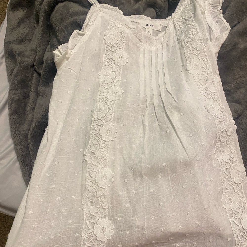 White tank